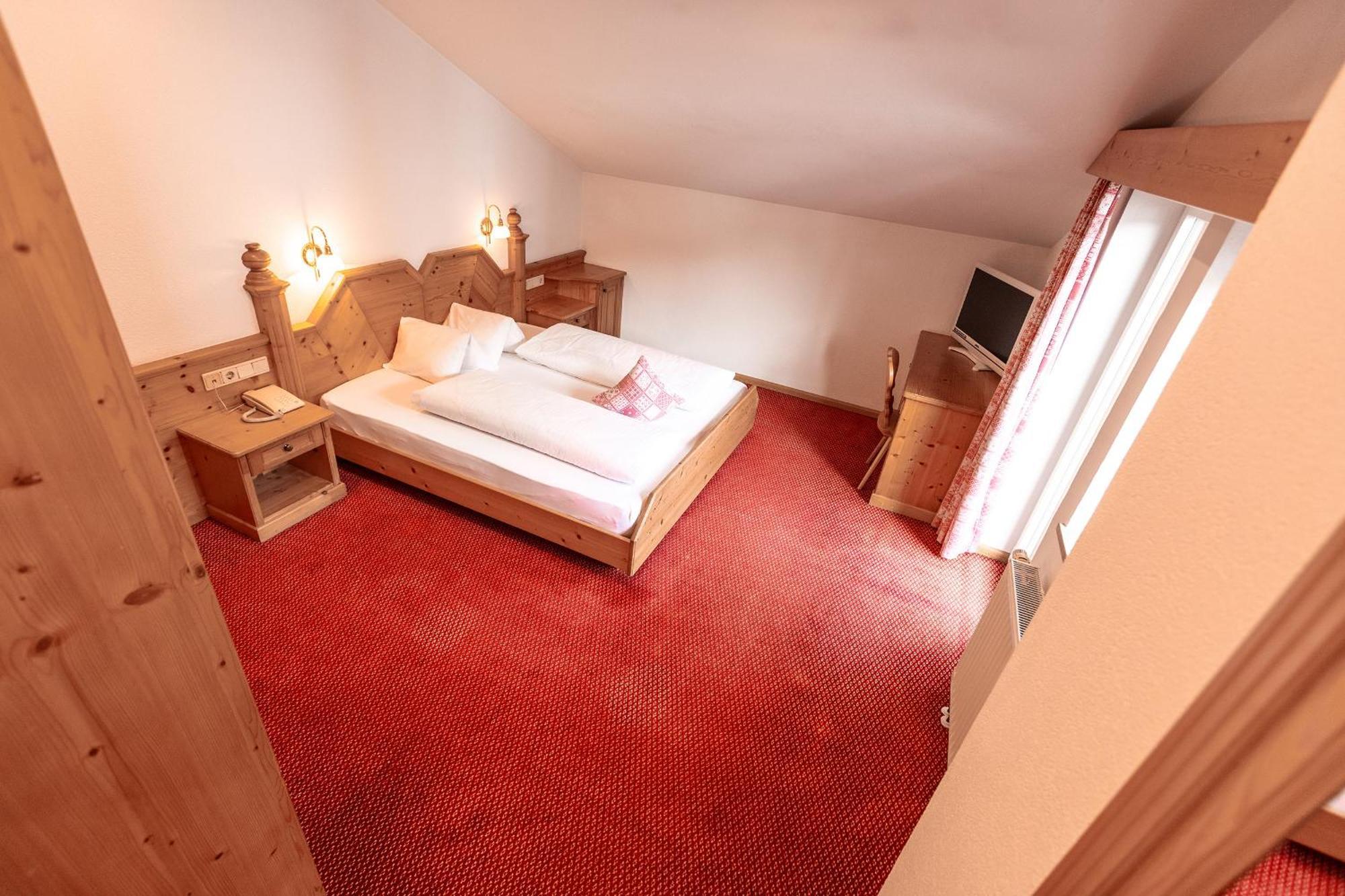 Hotel Zum Loewen - Al Leone Meltina Εξωτερικό φωτογραφία